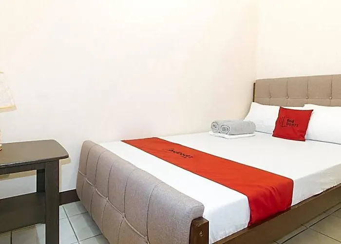 فندق Reddoorz @ Caberto Mansion De Condotel *