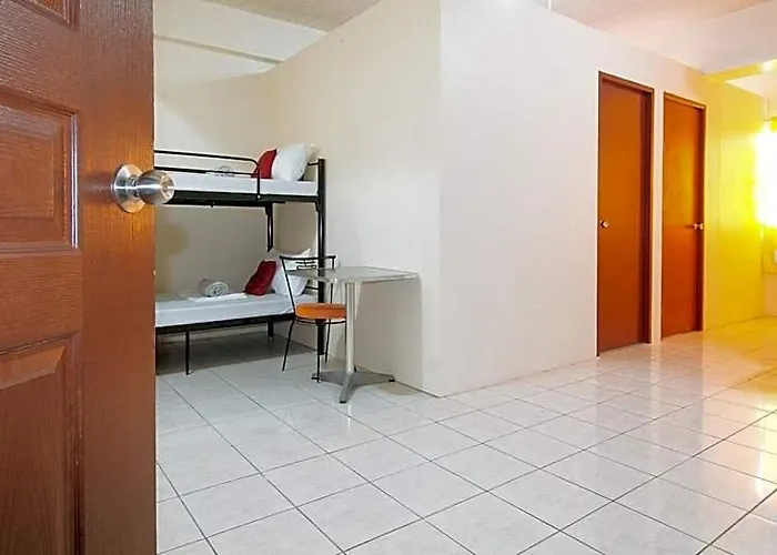 فندق Reddoorz @ Caberto Mansion De Condotel